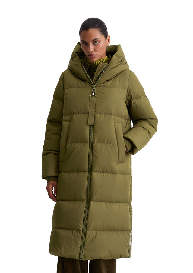 Dúnkápa (RDS) með hettu og axlaböndum