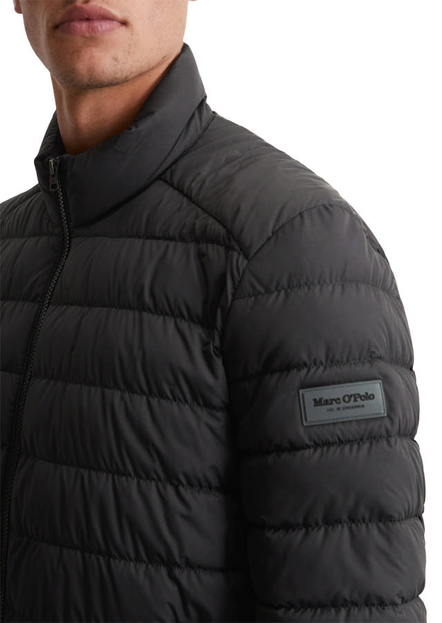 Jakki úr Endurunnu Efni