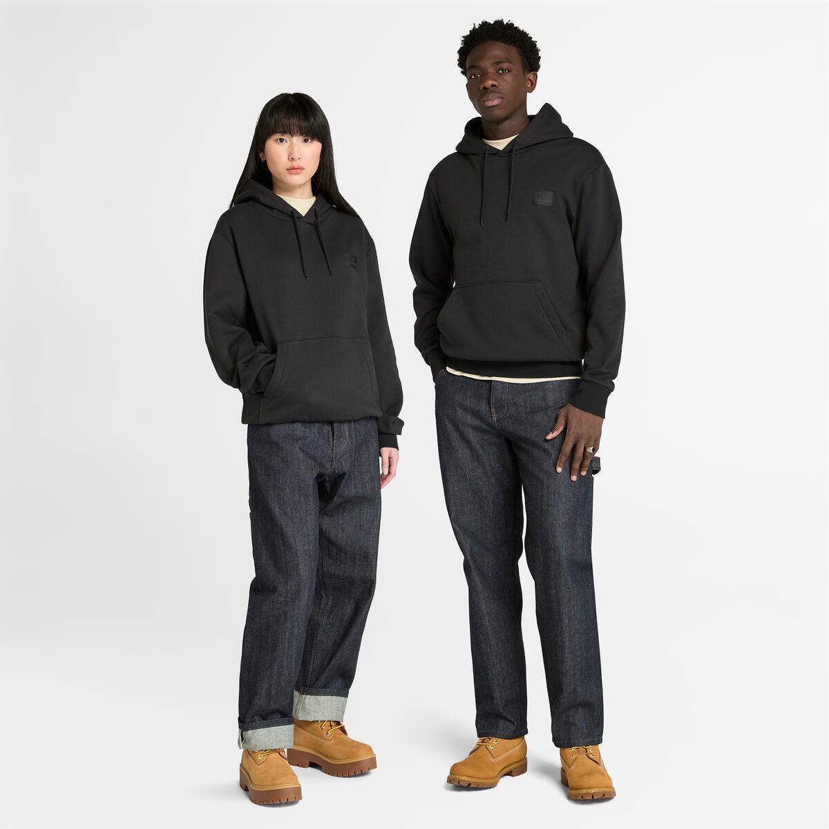 Svört Hettupeysa með Sílikon merki